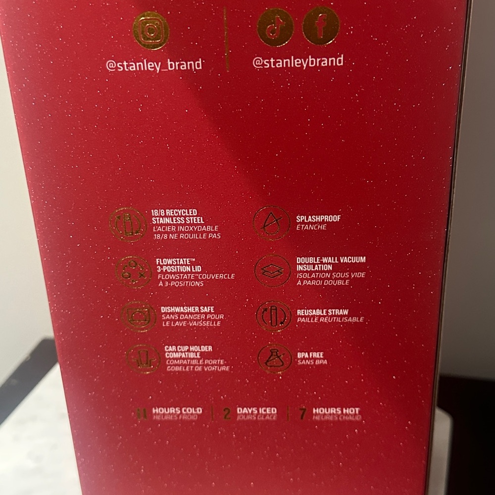 stanley 40oz scarlet tinsel - Picture 10 of 10